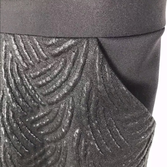 WAI MING BLACK  PANEL DRESS EMBOSSED Cable Size 6 - Picture 6 of 7